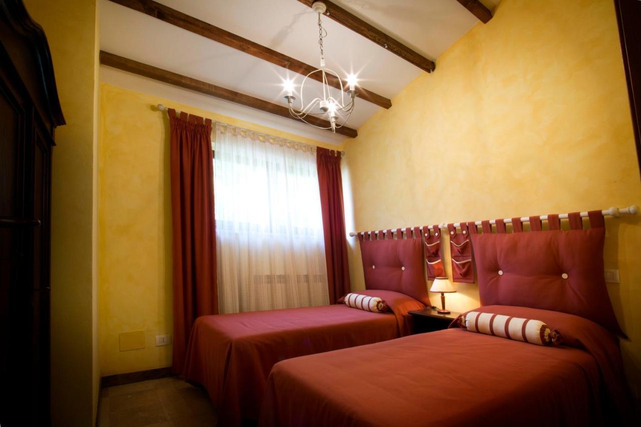 רפולאנו טרמה Agriturismo Podere Poggiarone מראה חיצוני תמונה