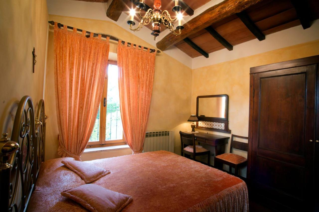 רפולאנו טרמה Agriturismo Podere Poggiarone מראה חיצוני תמונה